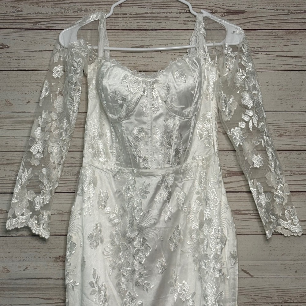 Lulus Lucina White Embroidered Bustier Long Sleeve Maxi Dress Medium - Picture 2 of 11